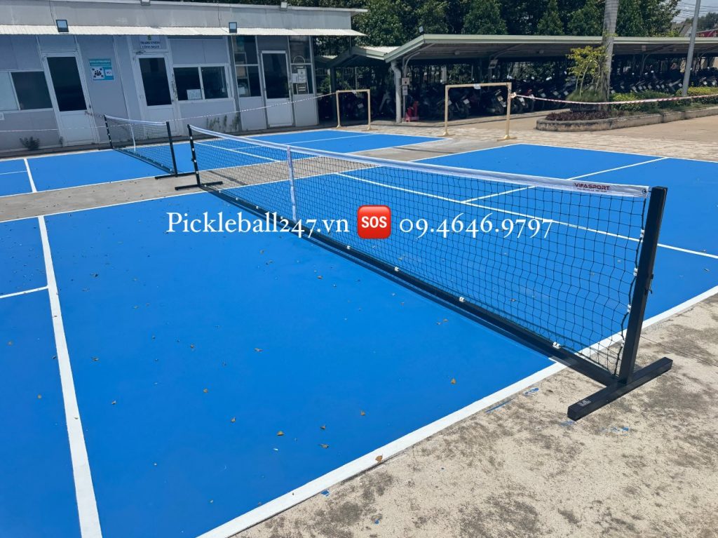 Trụ lưới pickleball